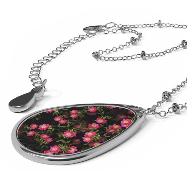 Embrace Nature’s Beauty with Our Pink Flowers Necklace